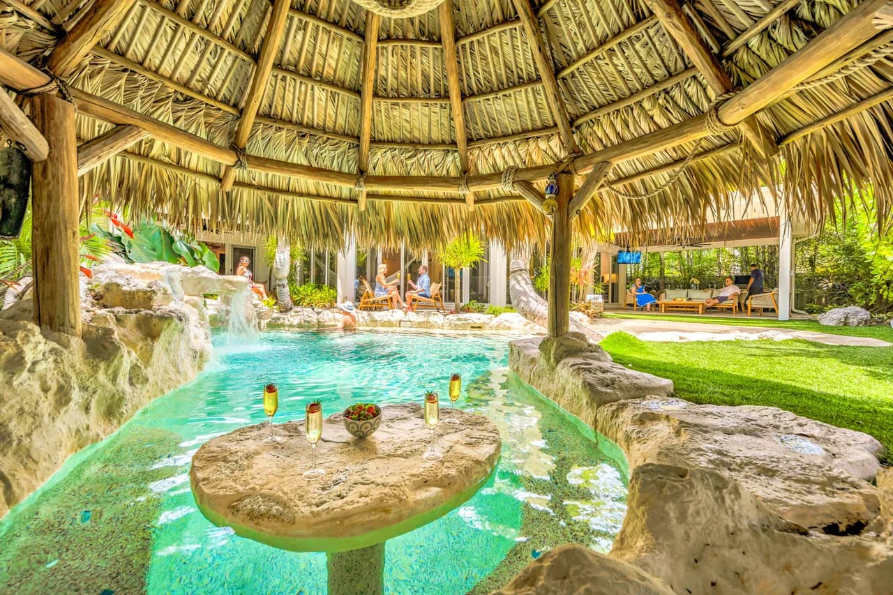 Tropical Oasis Retreat in Fort Lauderdale photo 4