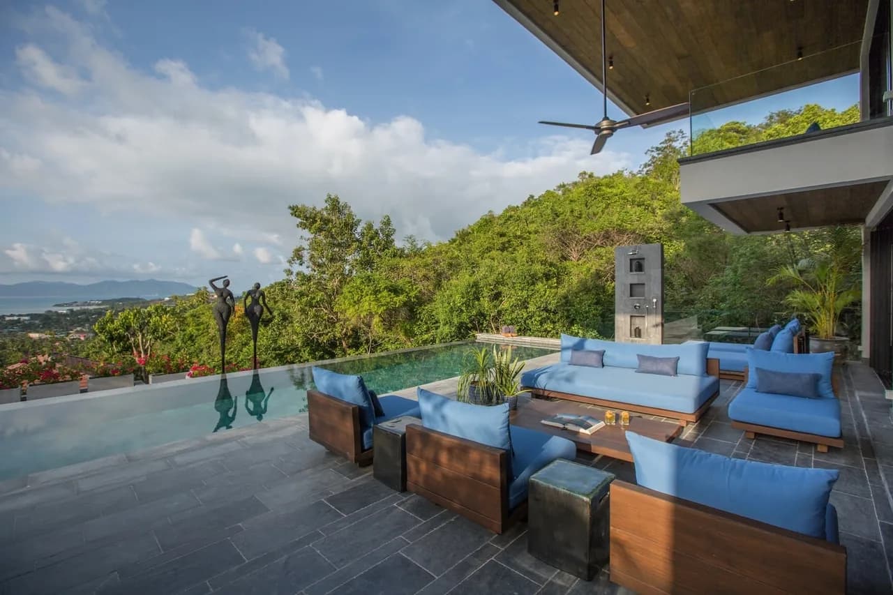 Sea View Five Bedroom Villa in Plai Laem photo 2