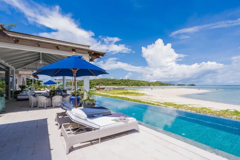 Beachfront Seventeen Bedroom Estate in Koh Samui