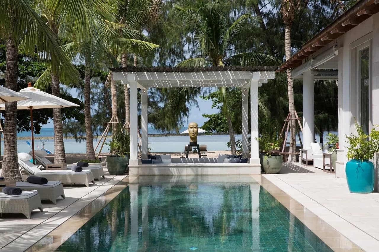 Beachfront Five Bedroom Villa in Bo Put photo 4