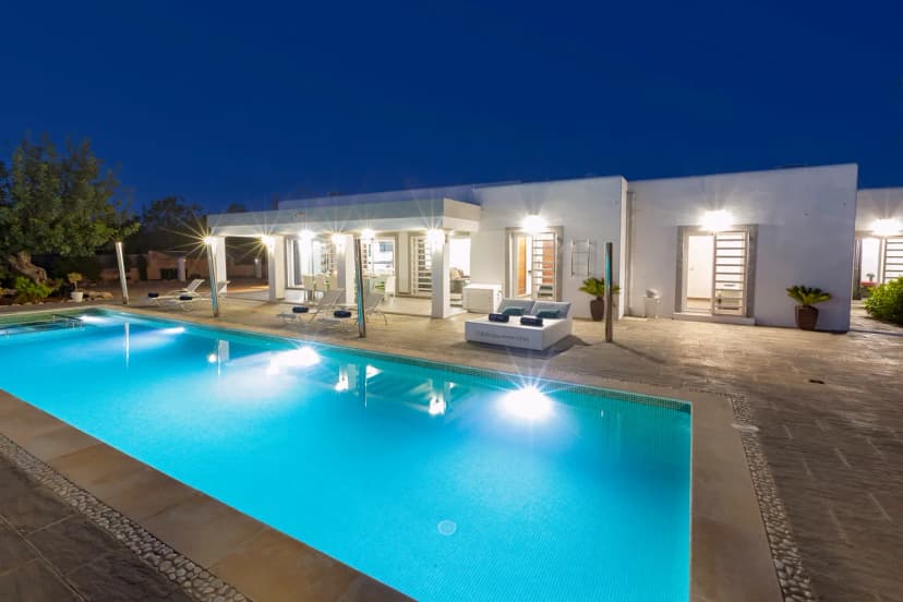 Spacious Five Bedroom Villa in Mallorca