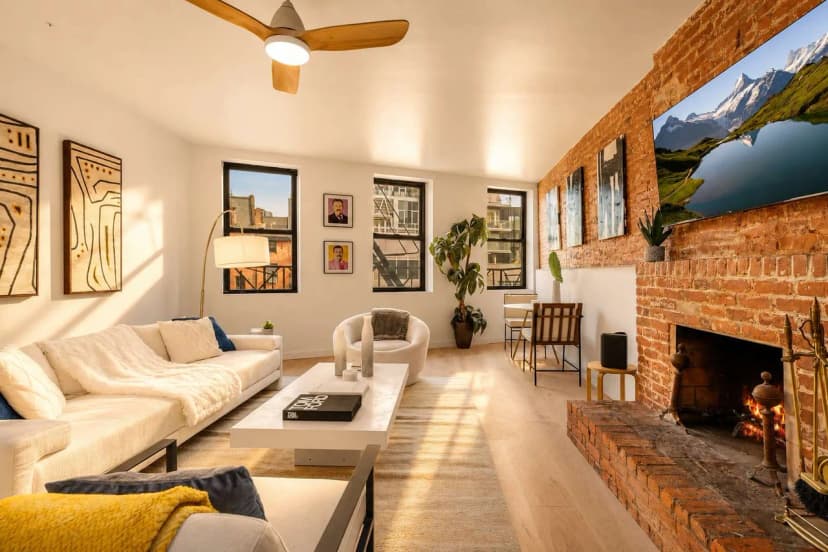 Modern One Bedroom Loft in New York City
