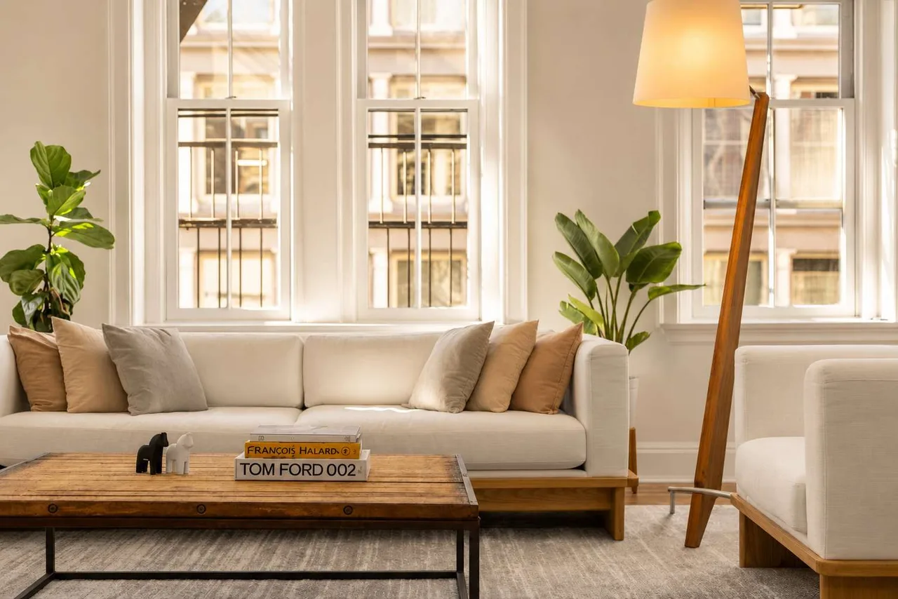 Chic One-Bedroom Apartment in Soho, New York photo 2
