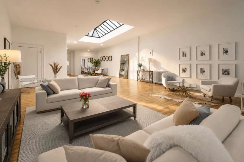 Stylish Full-Floor Loft in Soho, New York City