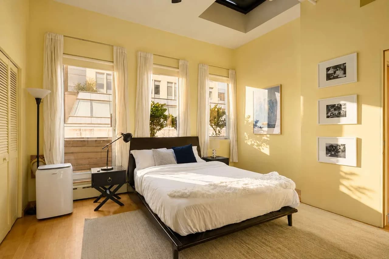 Charming Garden Duplex in New York photo 4