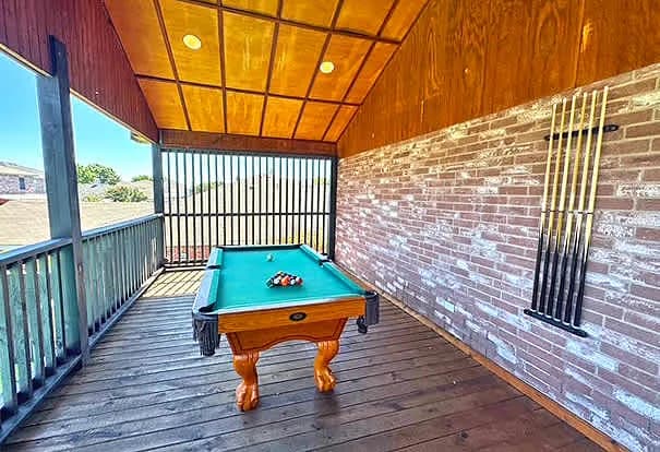 Spacious Villa with Pool in Dallas Texas photo 2