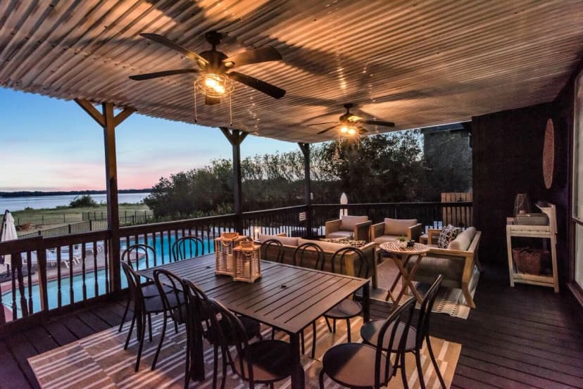 Lakefront Luxe 6BR/4.5B Home with Pool & Hot Tub