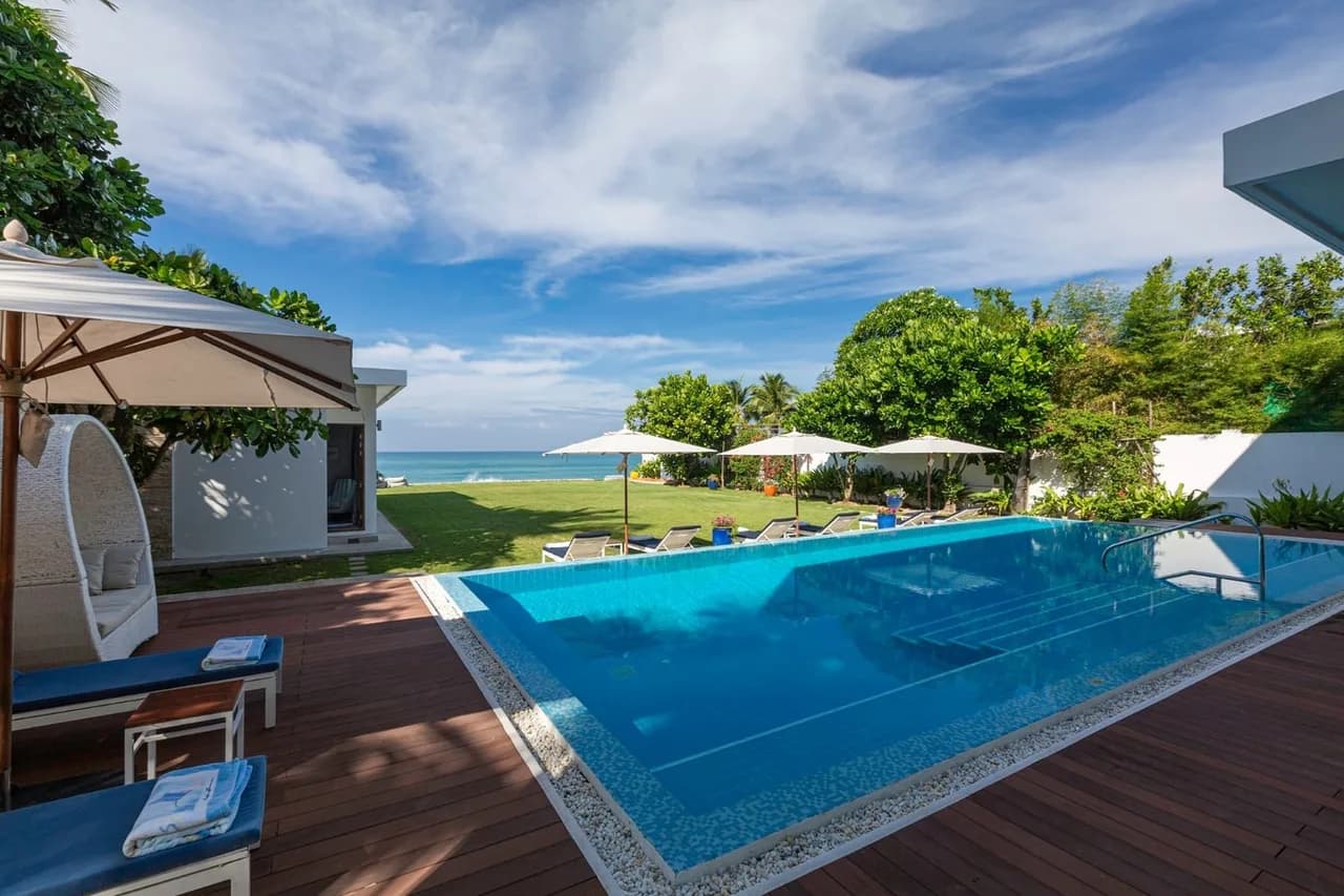 Beachfront Five Bedroom Estate in Natai photo 5