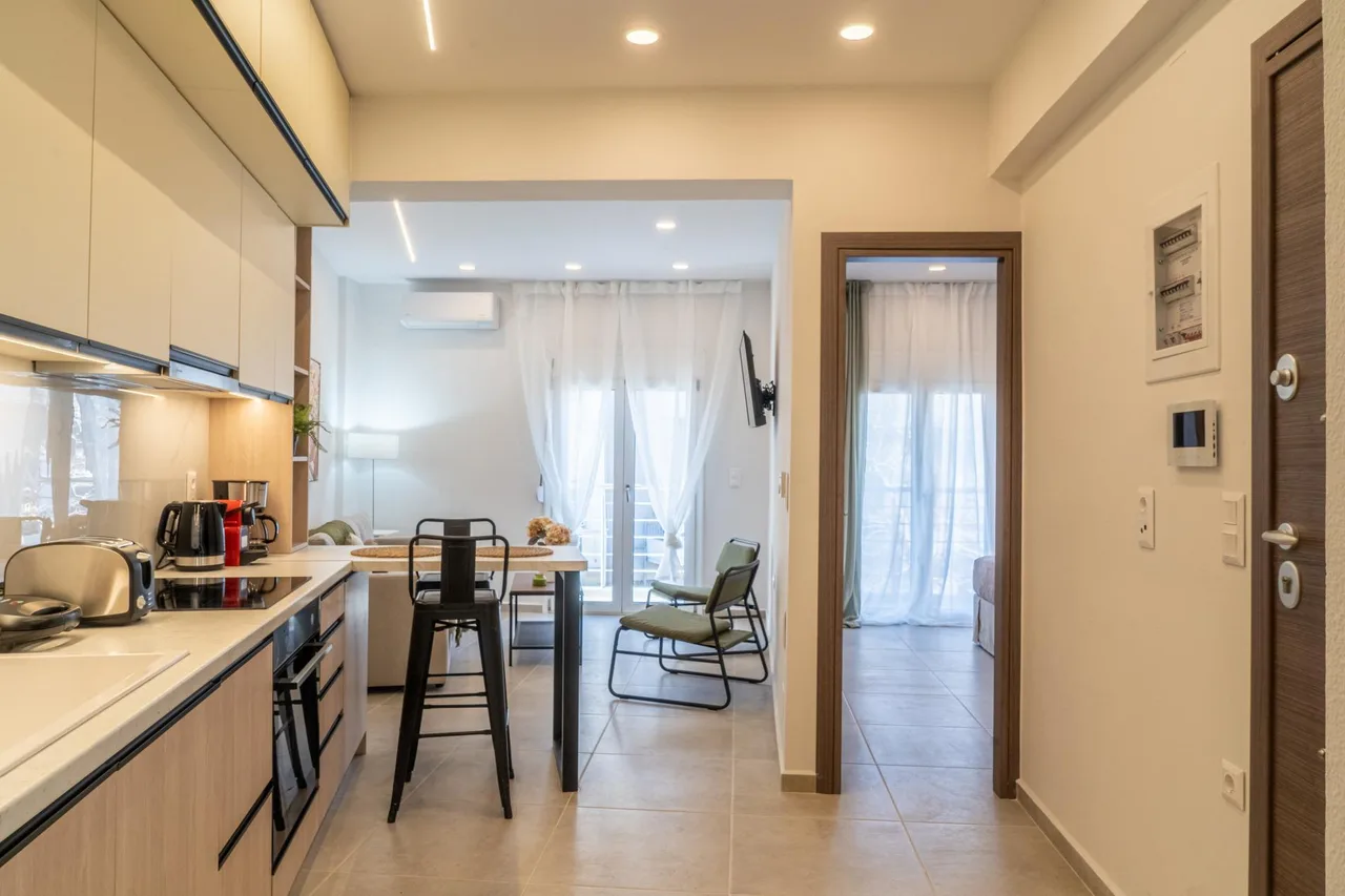 Balcony Two Bedroom House in Heraklion photo 2