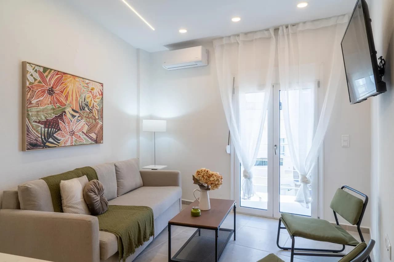 Balcony Two Bedroom House in Heraklion photo 3