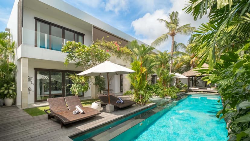Terrace-Accessible Villa in Bali