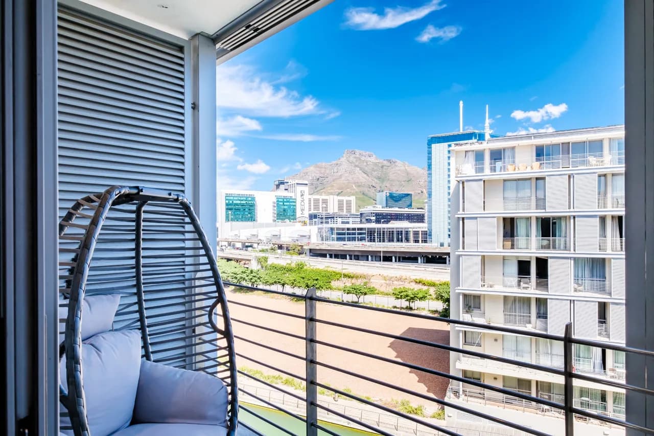 Waterfront Two Bedroom Villa in Cape Town photo 2