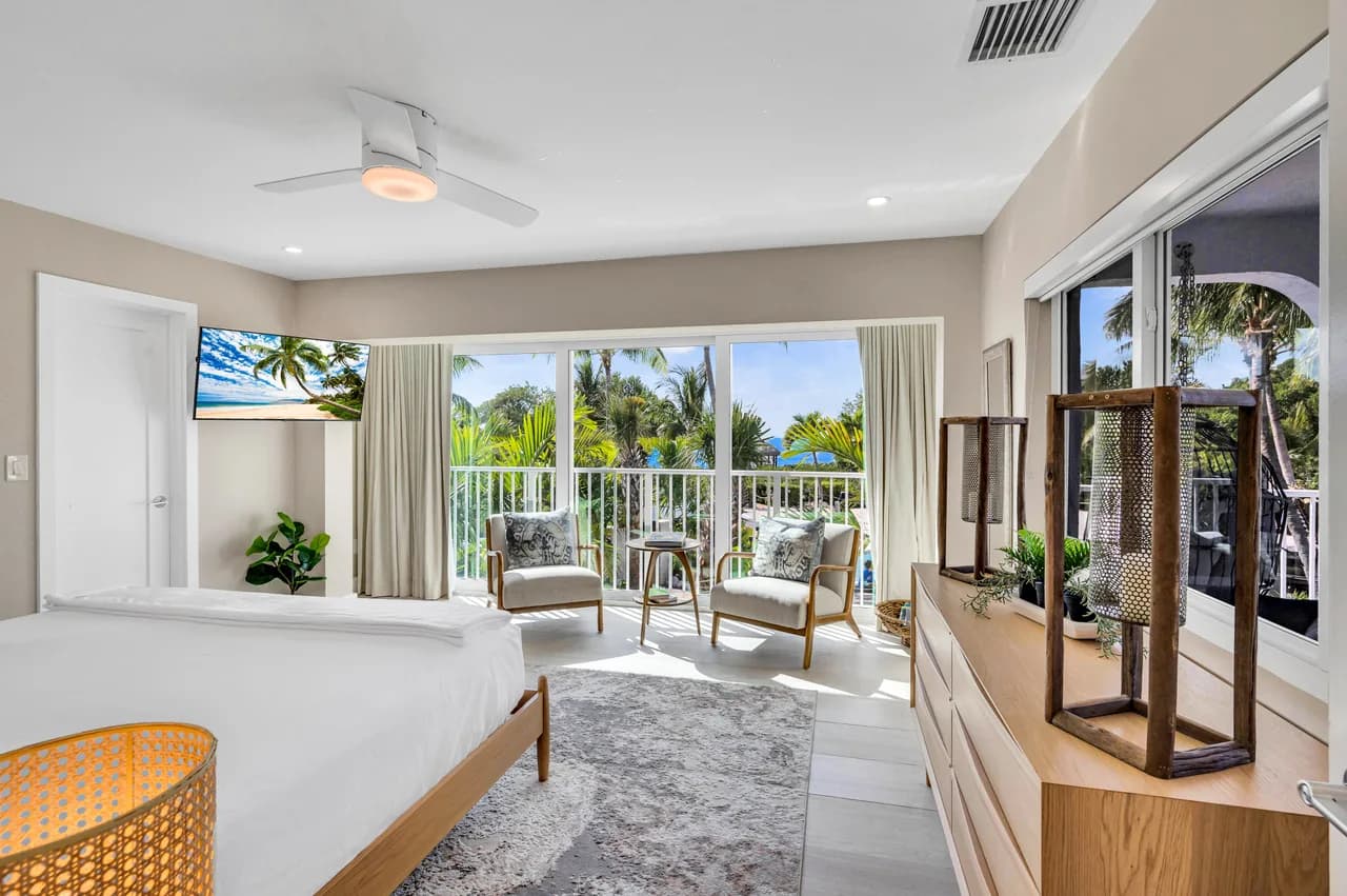 Sunset Point Villa with Boat Dock in Islamorada photo 3