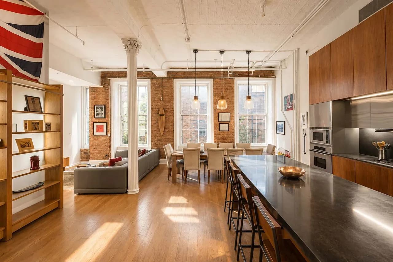 Stylish Two Bedroom Loft in New York photo 2