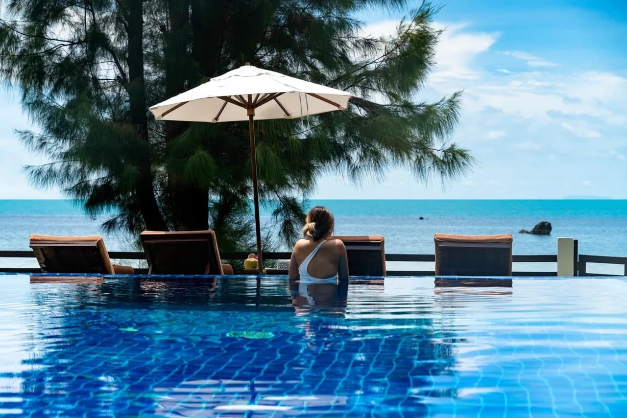 Beachfront Three Bedroom Villa in Bang Por photo 5