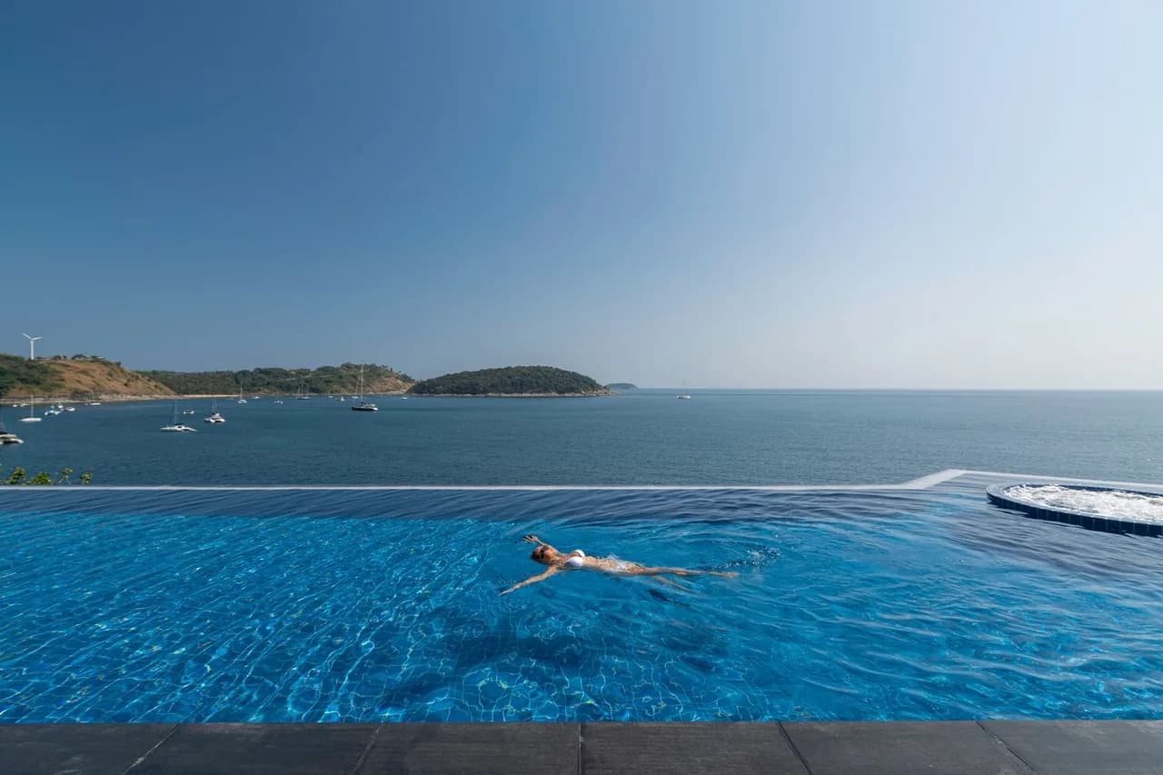 Waterfront Seven Bedroom Villa in Rawai photo 2