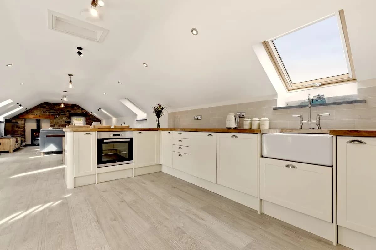 Seaside Hot Tub Cottage in Pembrokeshire photo 4
