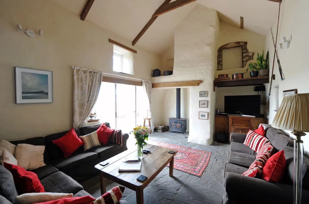 Coastal Escape Cottage in Pembrokeshire photo 2