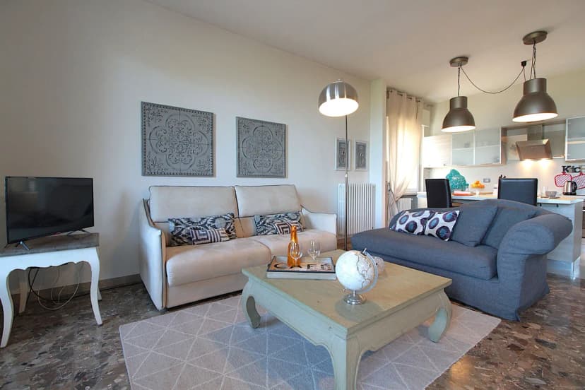 Catullo 18 Apartment, Garda Lake, Jacuzzi, Fitness, Ac - Catullo 18 Apartment, Garda Lake, Jacuzzi, Fintess, Ac