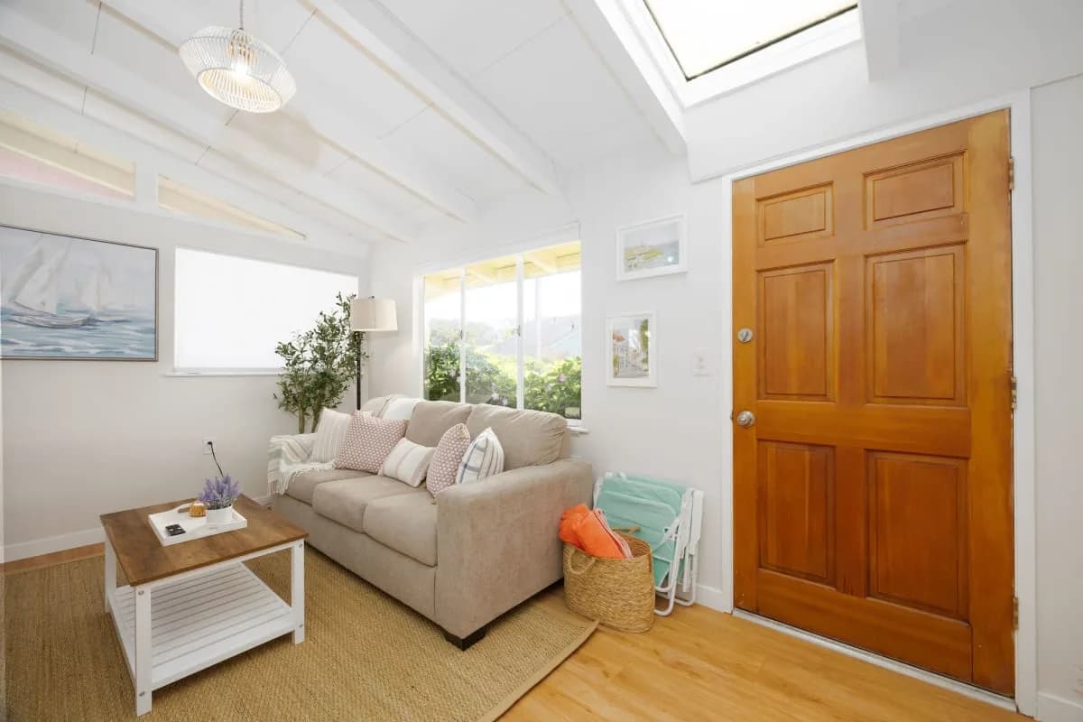 Charming One-Bedroom Cottage in El Granada, California photo 3
