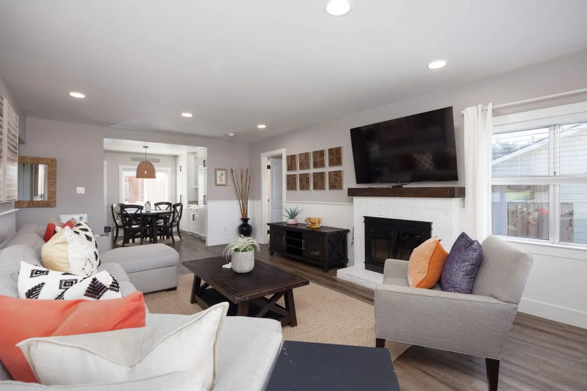 Coastal Three Bedroom Home in Montara photo 2