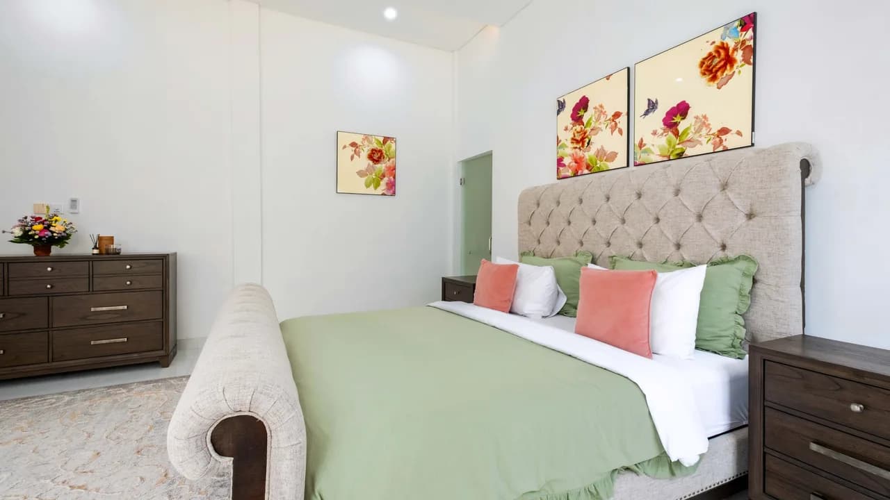 Luxury Poolside Villa in Seminyak Bali photo 4