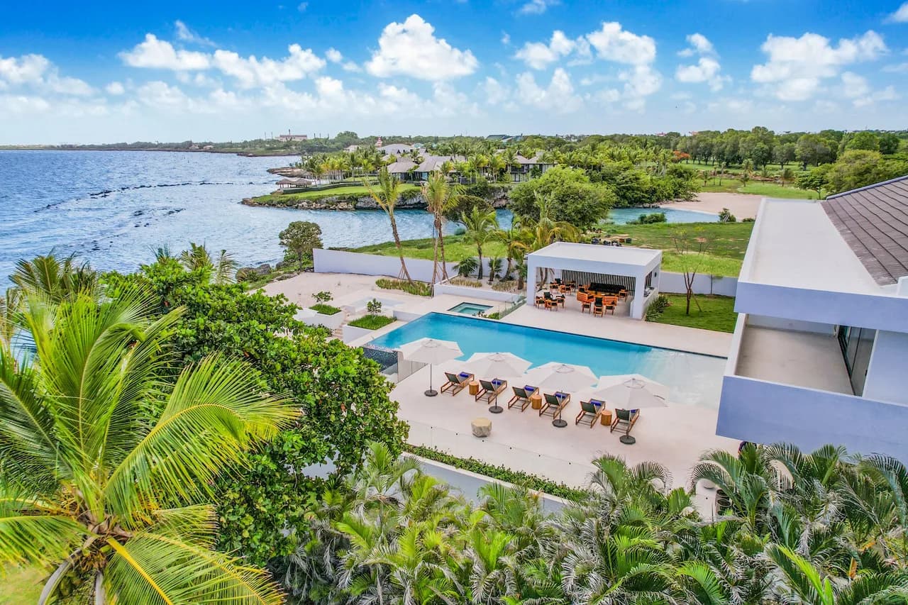Oceanfront Twelve Bedroom Villa in Casa de Campo photo 2