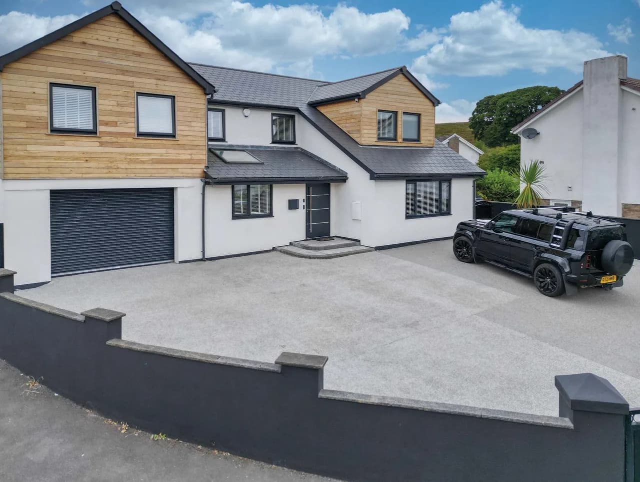 Elegant Five Bedroom Villa in Brecon Beacons photo 4