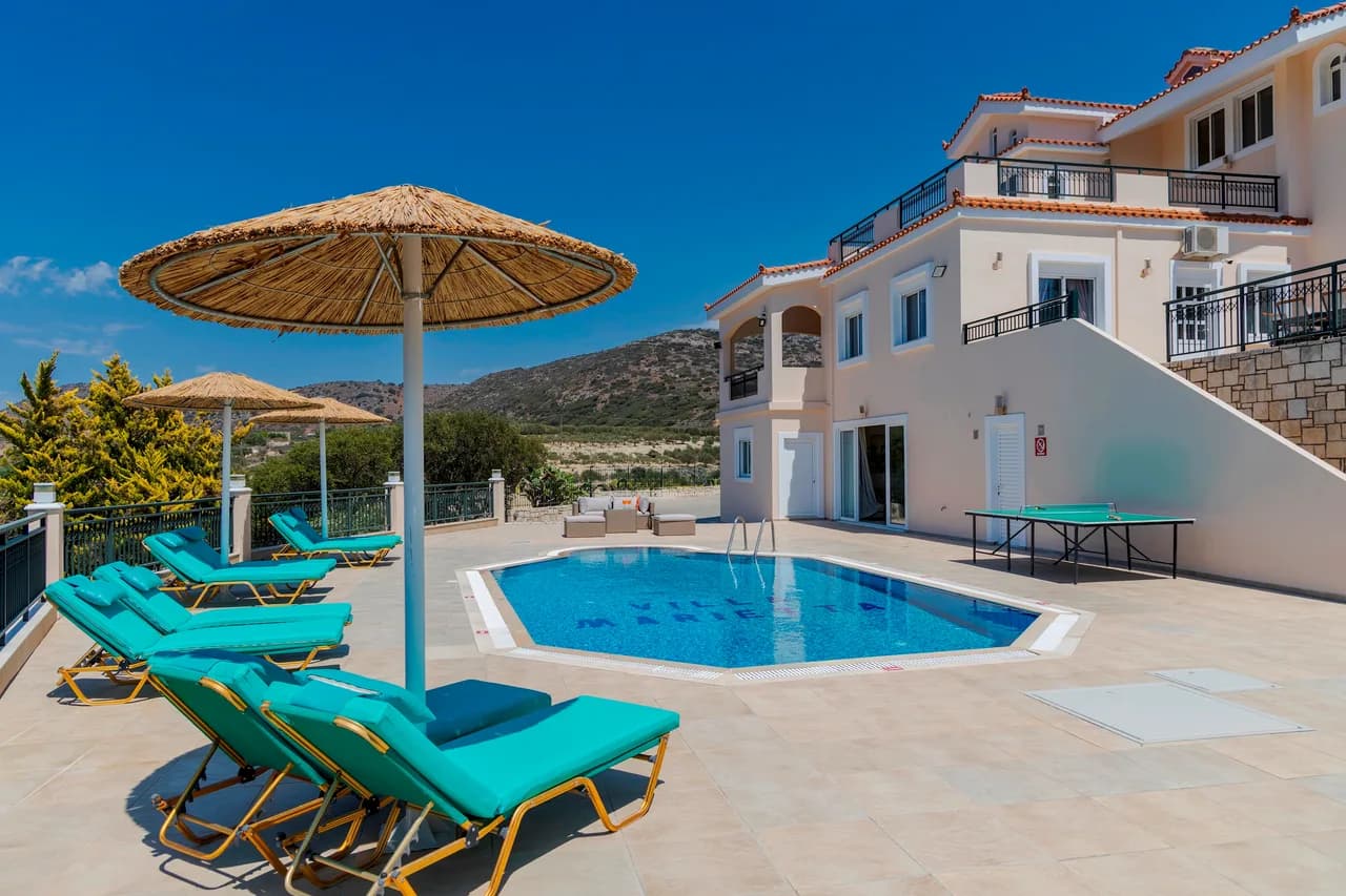 Spacious Terrace Pool Villa in Hersonissos photo 5