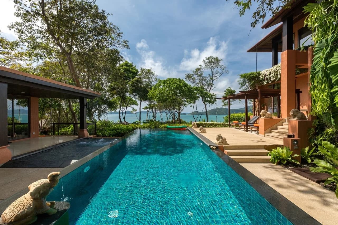 Sea View Four Bedroom Villa in Cape Panwa photo 2