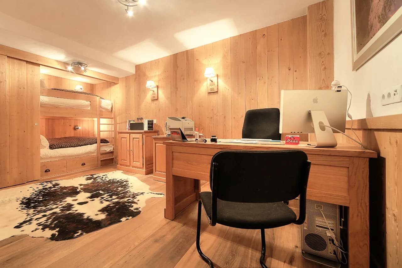 Mountain-View Six Bedroom Chalet in Les Houches photo 5