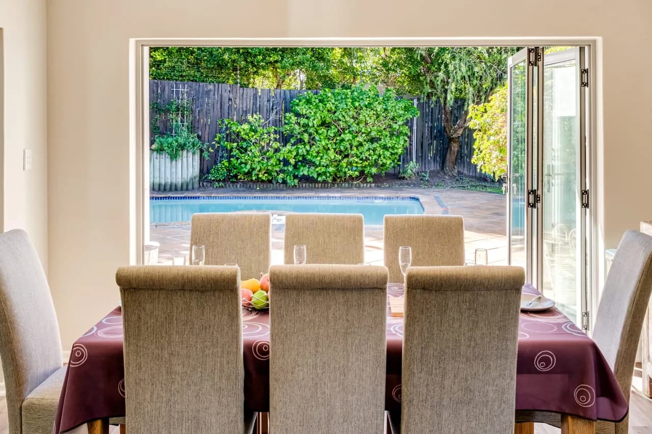 Mountain View Five Bedroom Villa in Cape Town photo 5