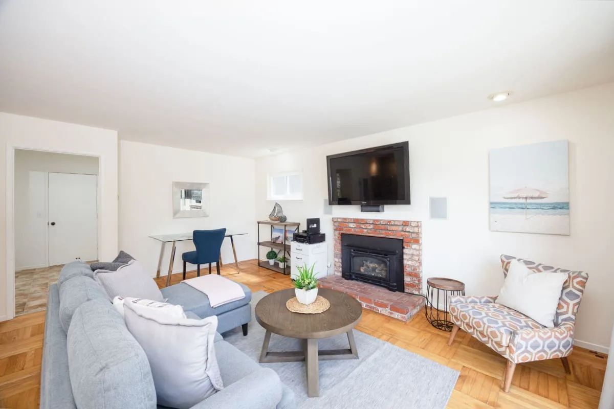 Oceanview Coastal Retreat in Pacifica California photo 4
