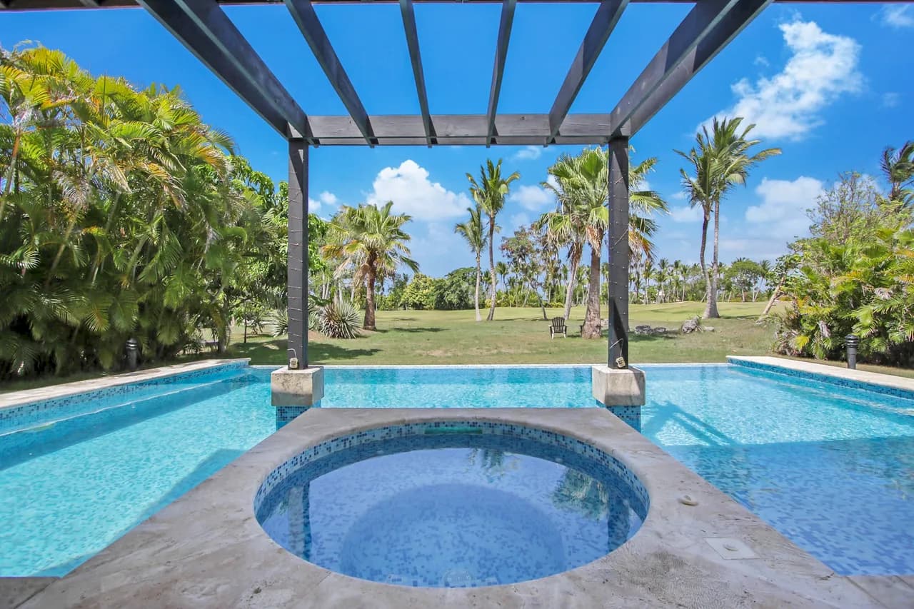 Golf Course View Villa in Bavaro photo 5