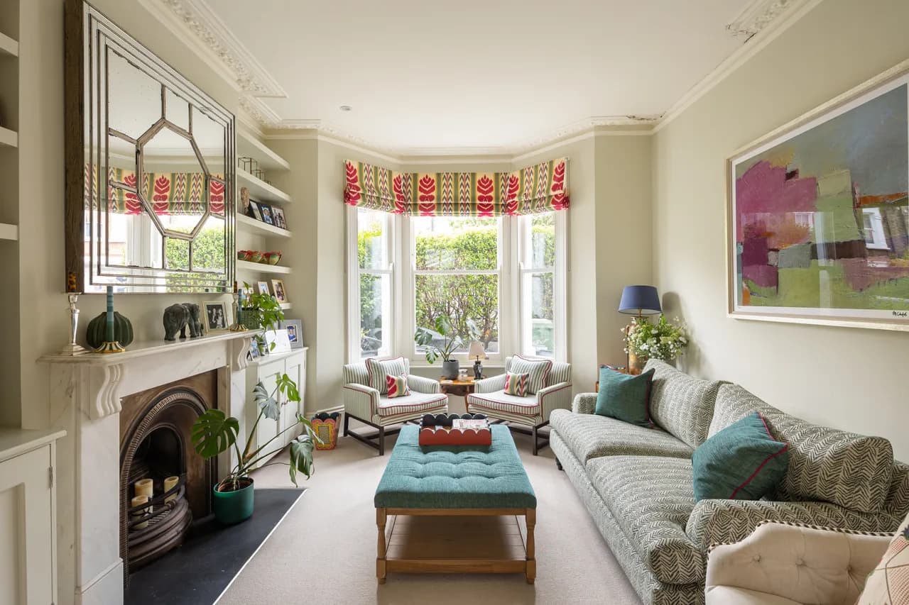 Spacious Five Bedroom Villa in London