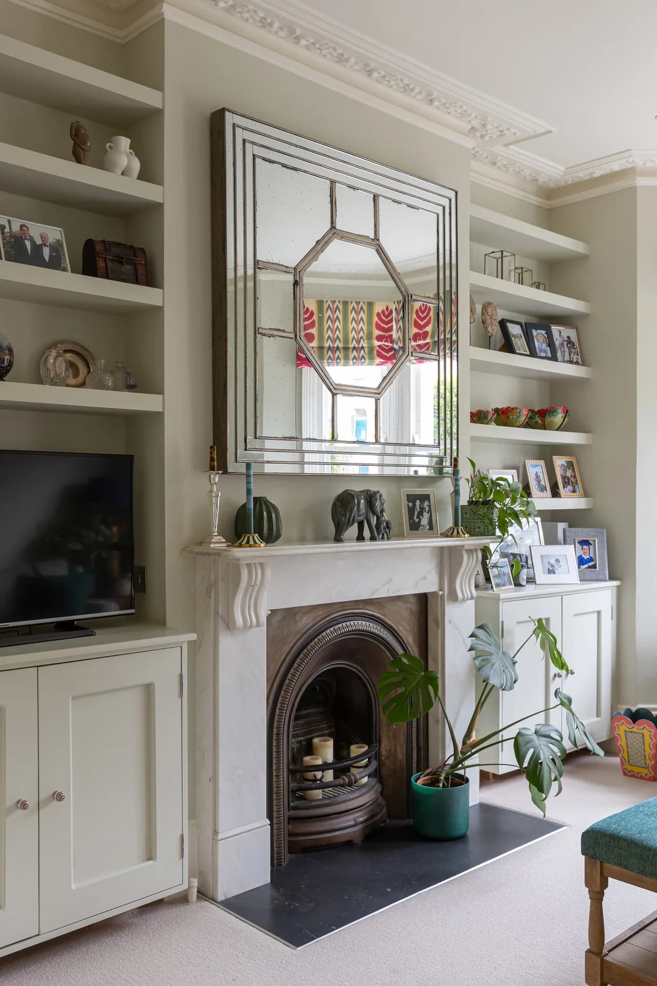 Spacious Five Bedroom Villa in London photo 3
