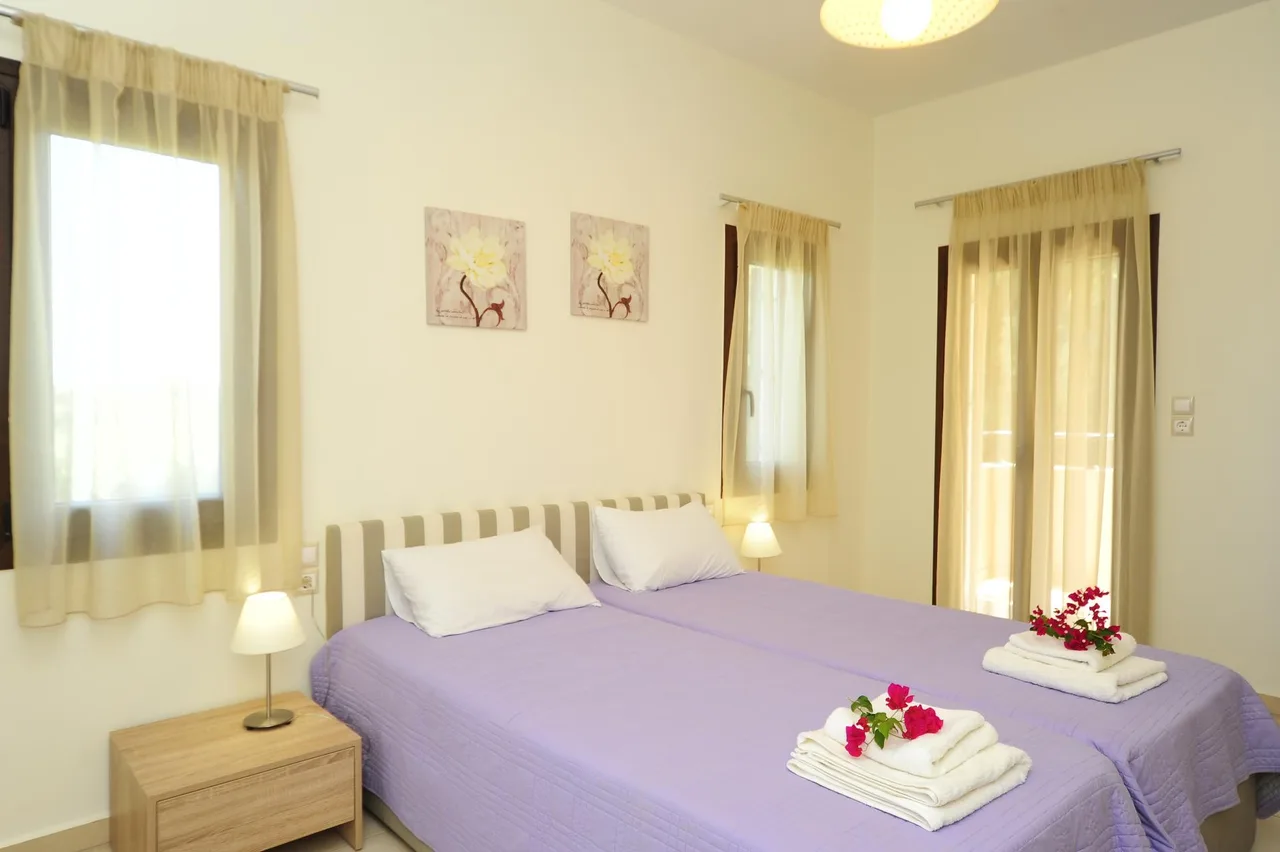Family Villa with Billiard Table in Pigianos Kampos photo 5