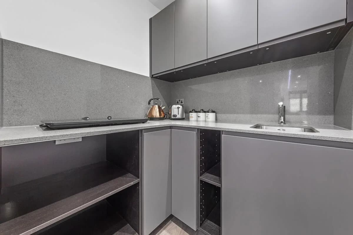 Modern Studio Flat in Golders Green photo 5