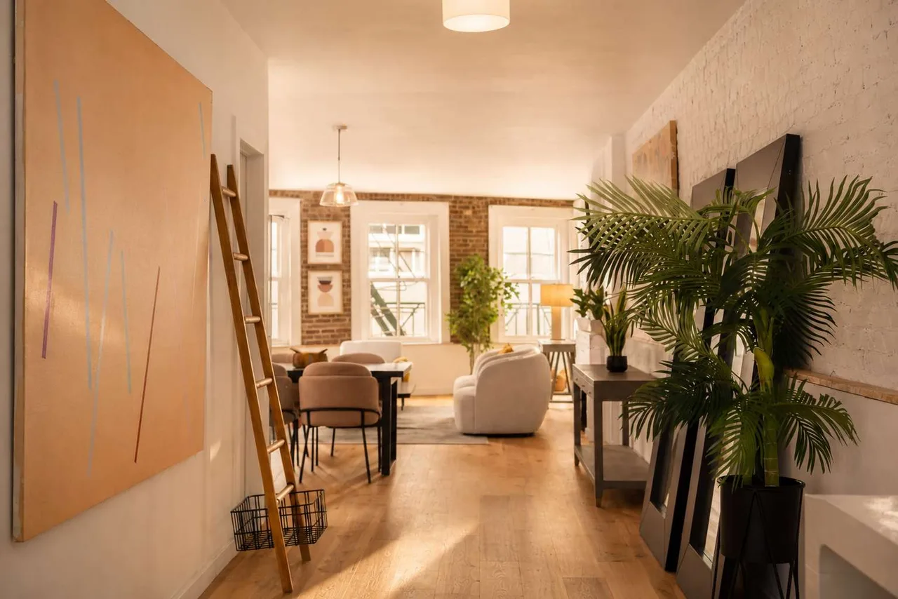 Renovated Loft with Kitchen in New York photo 3