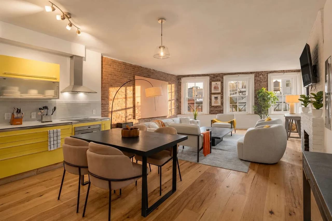 Renovated Loft with Kitchen in New York photo 4