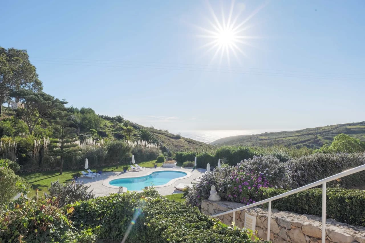 Ocean View Six Bedroom Villa in Cascais photo 2