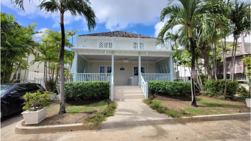 Whispering Palms- 4BR Stunning Villa w/ Pool