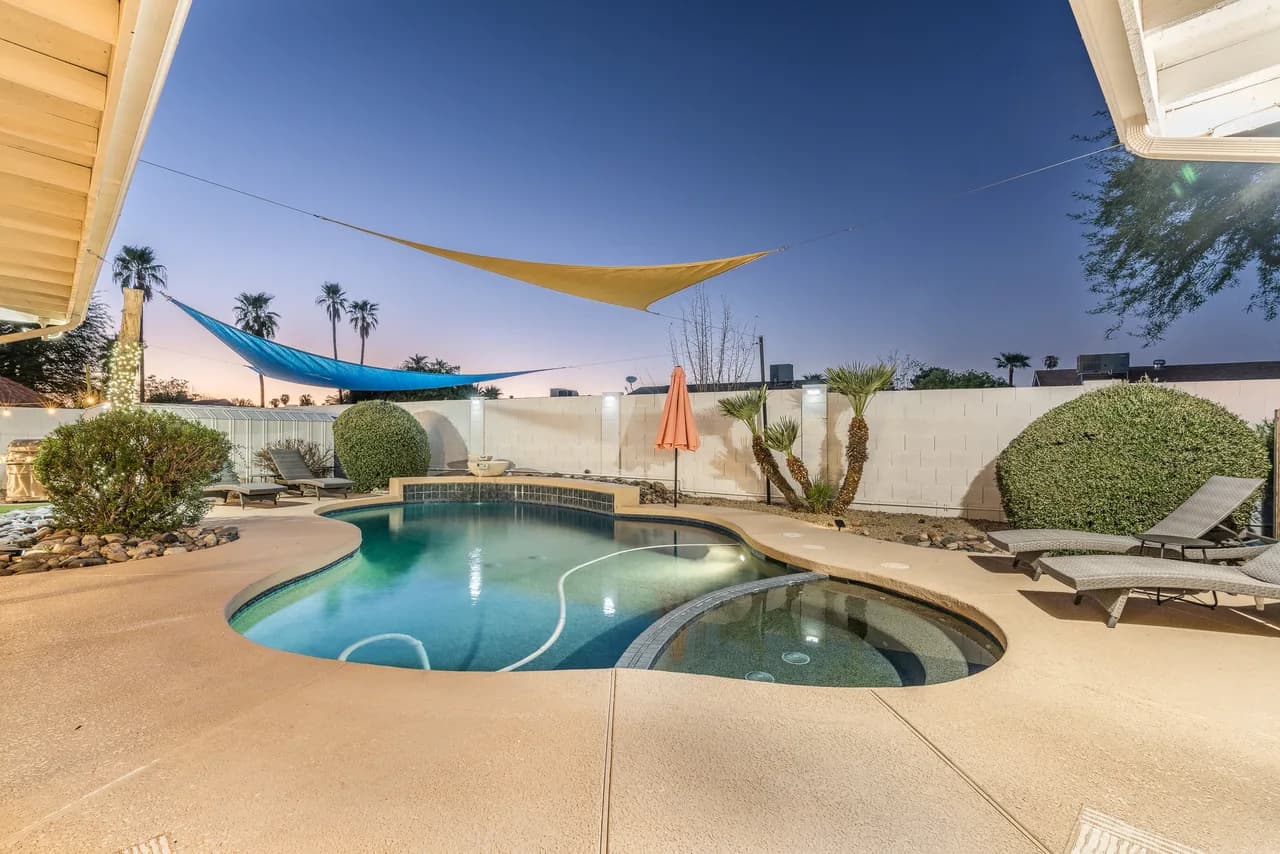 Backyard Games and Pool Villa in Paradise Valley Arizona photo 5
