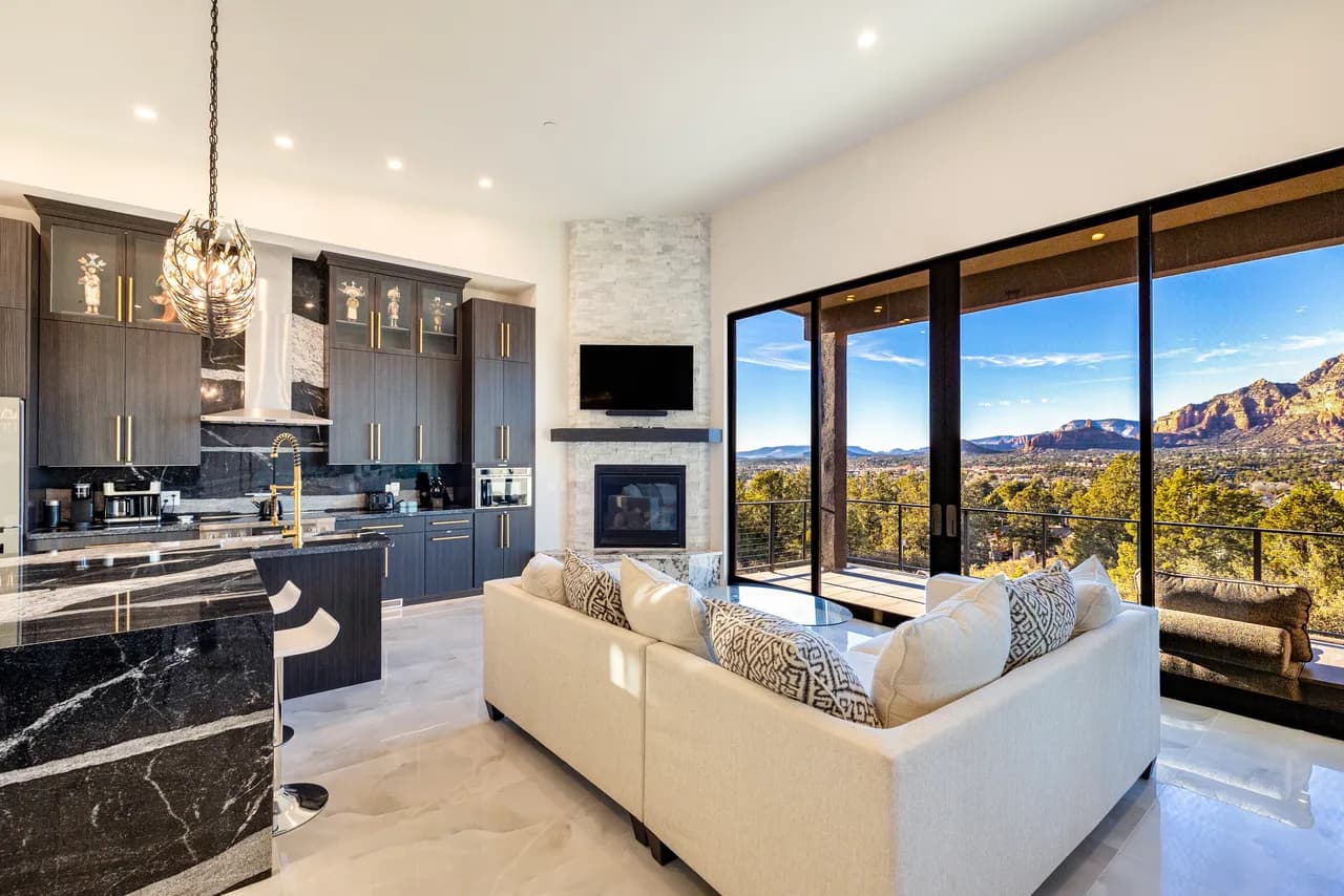 Scenic Five Bedroom Villa in Sedona photo 2