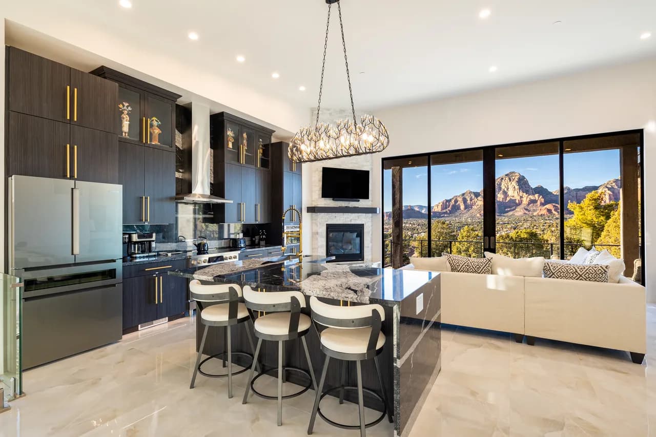 Scenic Five Bedroom Villa in Sedona photo 4