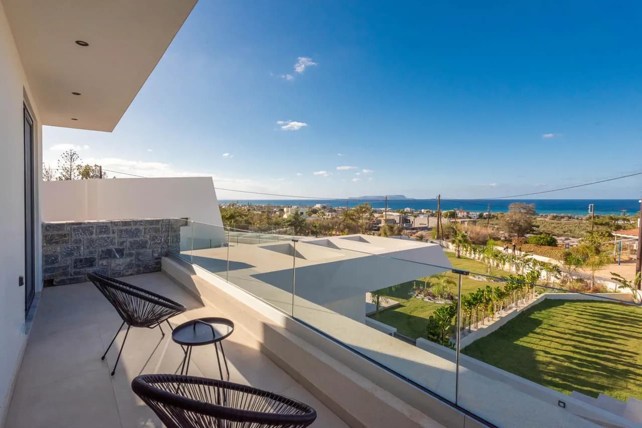 Two-Bedroom Villa with Pool in Anissaras, Crete photo 3