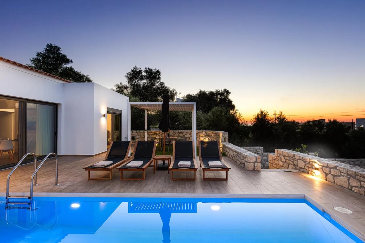 Outdoor Pool Villa in Chamalevri photo 3