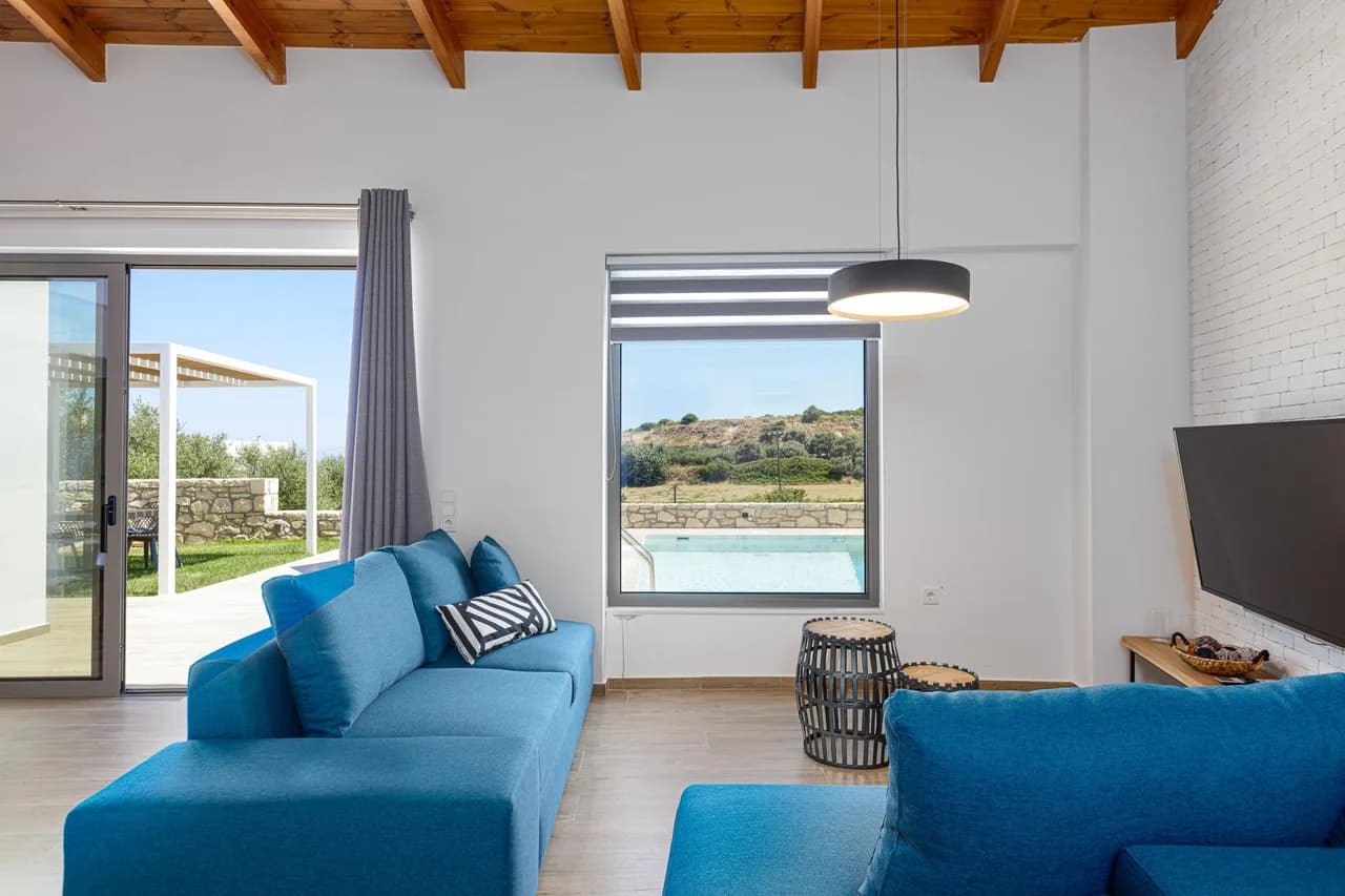 Outdoor Pool Villa in Chamalevri photo 4