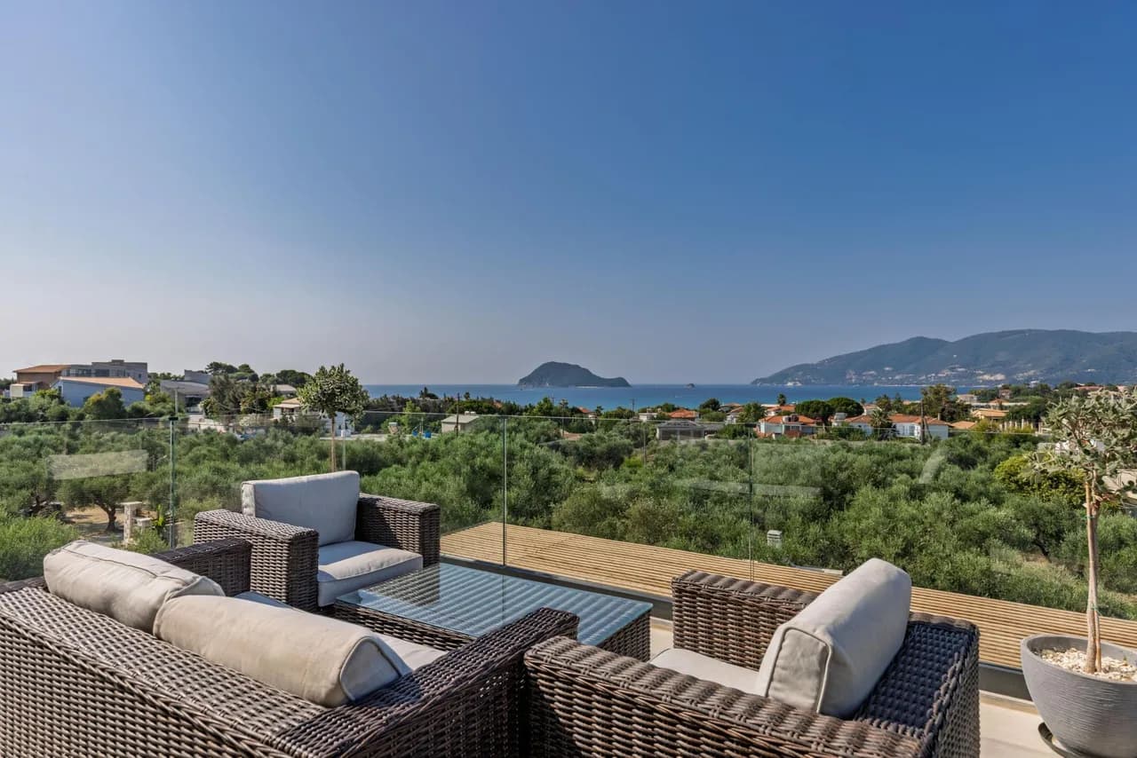 Luxury Villa with Pool in Lithakia Zakynthos photo 3