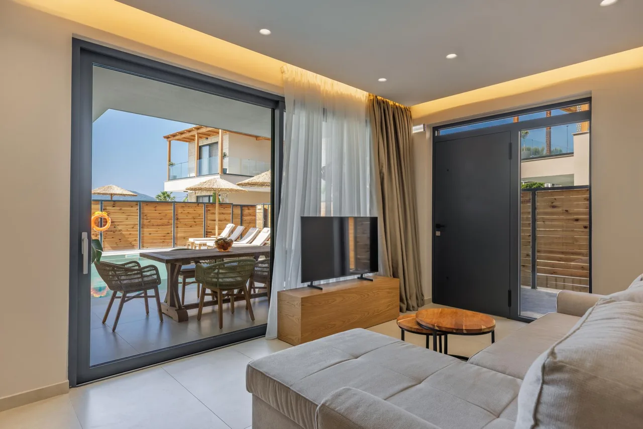 Luxury Villa with Pool in Lithakia Zakynthos photo 5